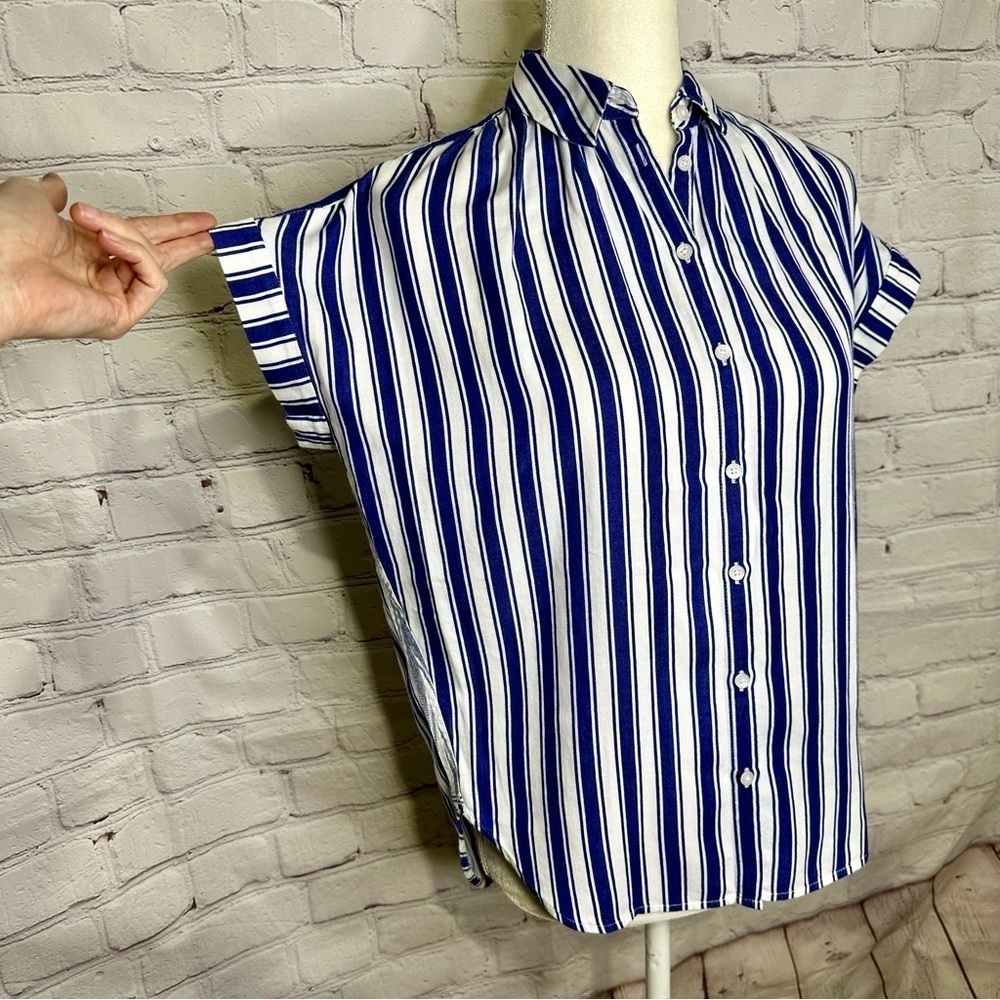 Madewell Central Shirt in Shea Stripe - Picture 4 of 9